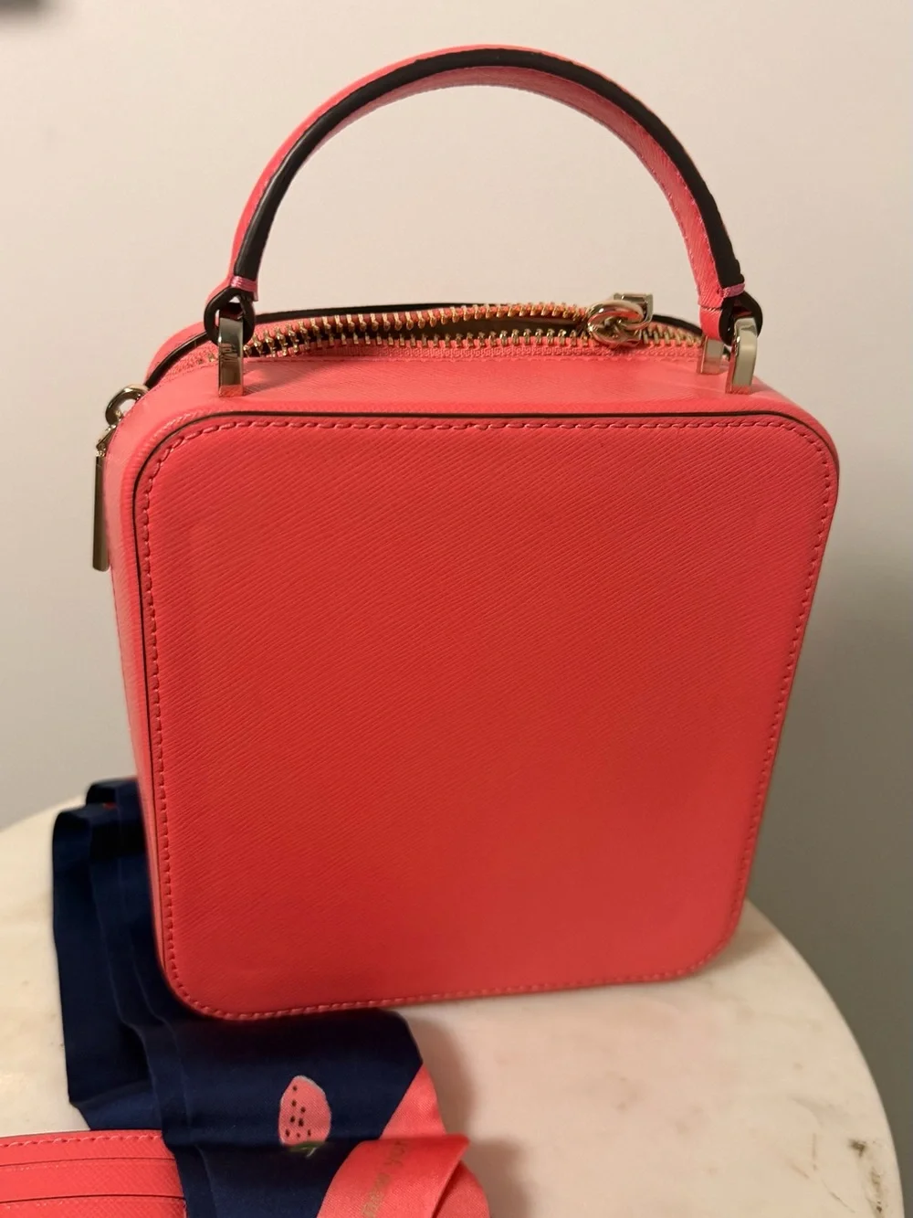 Kate Spade Vanity Crossbody + Card Holder + Strawberry Twilly 3-Piece Set